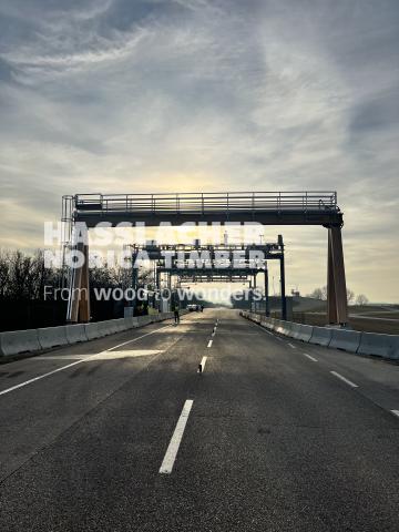 Kapsch Green Gantry Teesdorf AT Kapsch Green Gantry Teesdorf AT