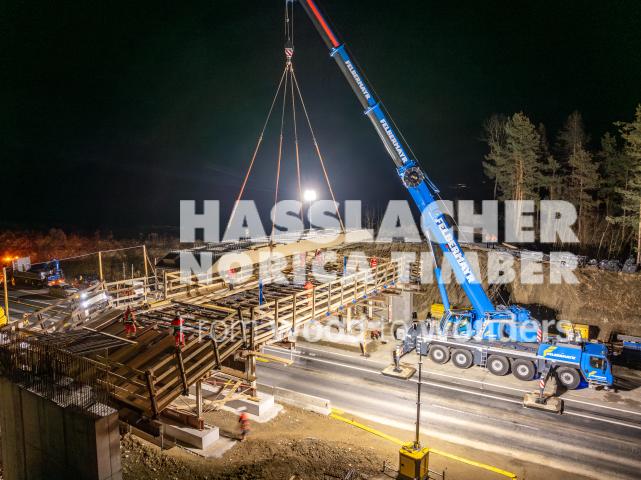 Holz-Beton-Verbundbrücke S 37	