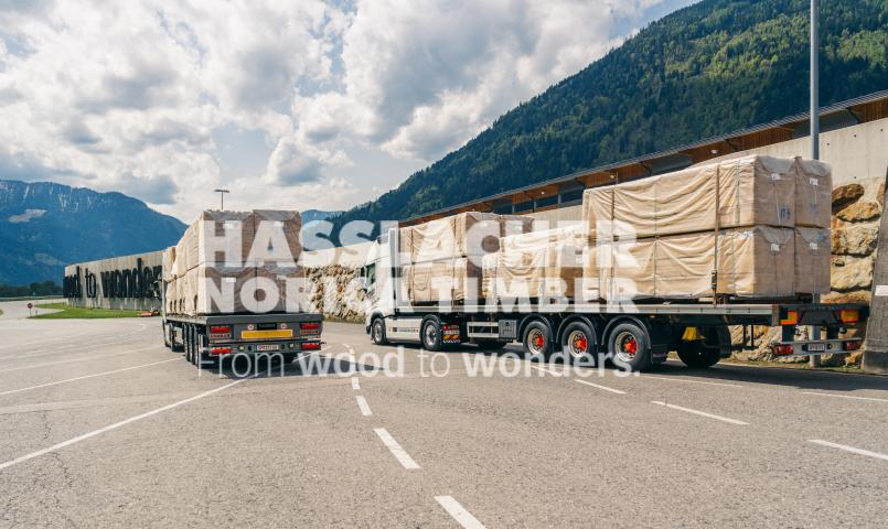 HNT STA AT SBG Beladung LKW Sachsenburg HNT STA AT SBG Beladung LKW Sachsenburg