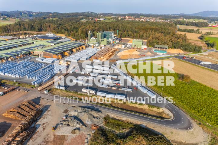 Den in den letzten Jahren im Bereich Maschinentechnik getätigten Investitionen am Standort der HASSLACHER PREDING Holzindustrie GmbH in Preding, Steiermark folgten nun auch Invest
