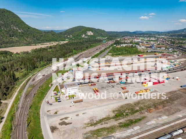 HNT STA AT SBG  Beladung Fürnitz Rundholz 