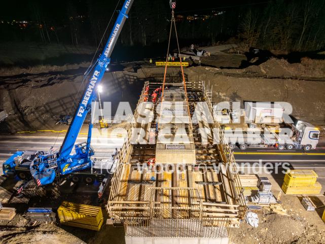 Holz-Beton-Verbundbrücke S 37 Holz-Beton-Verbundbrücke S 37