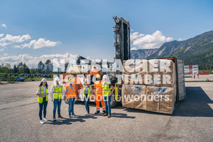 HNT STA AT SBG  Verladung Fürnitz Container 