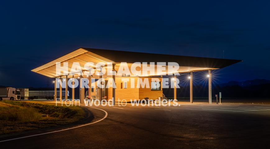 Den in den letzten Jahren im Bereich Maschinentechnik getätigten Investitionen am Standort der HASSLACHER PREDING Holzindustrie GmbH in Preding, Steiermark folgten nun auch Invest