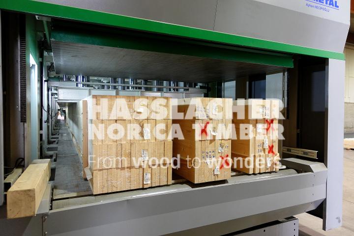 BSH Sonderbauteile, HASSLACHER Holzbausysteme GmbH BSH Sonderbauteile, HASSLACHER Holzbausysteme GmbH