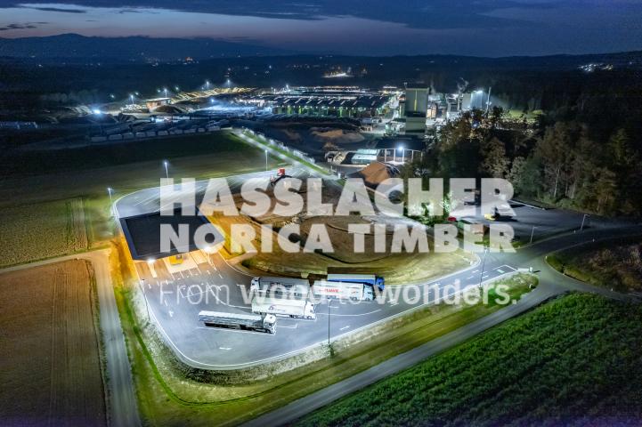 Den in den letzten Jahren im Bereich Maschinentechnik getätigten Investitionen am Standort der HASSLACHER PREDING Holzindustrie GmbH in Preding, Steiermark folgten nun auch Invest Den in den letzten Jahren im Bereich Maschinentechnik getätigten Investitionen am Standort der HASSLACHER PREDING Holzindustrie GmbH in Preding, Steiermark folgten nun auch Invest