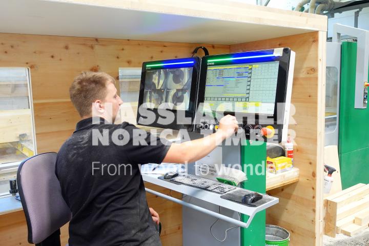 BSH Sonderbauteile, HASSLACHER Holzbausysteme GmbH BSH Sonderbauteile, HASSLACHER Holzbausysteme GmbH