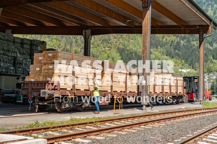 HNT STA AT SBG Verladung Sachsenburg Gleis HNT STA AT SBG Verladung Sachsenburg Gleis