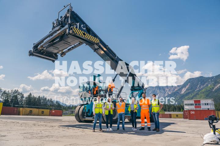 HNT STA AT SBG Verladung Fürnitz Container HNT STA AT SBG Verladung Fürnitz Container