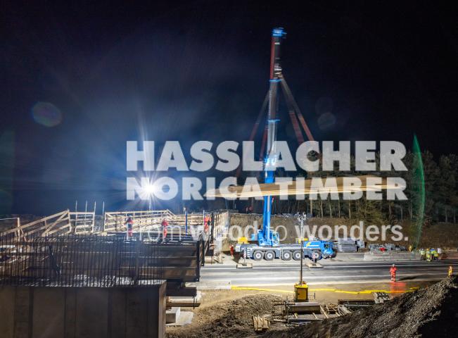 Holz-Beton-Verbundbrücke S 37	